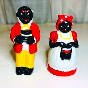 Vintage Americana salt and pepper shaker